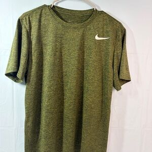 Nike Men's Green Heather Short Sleeve Tee